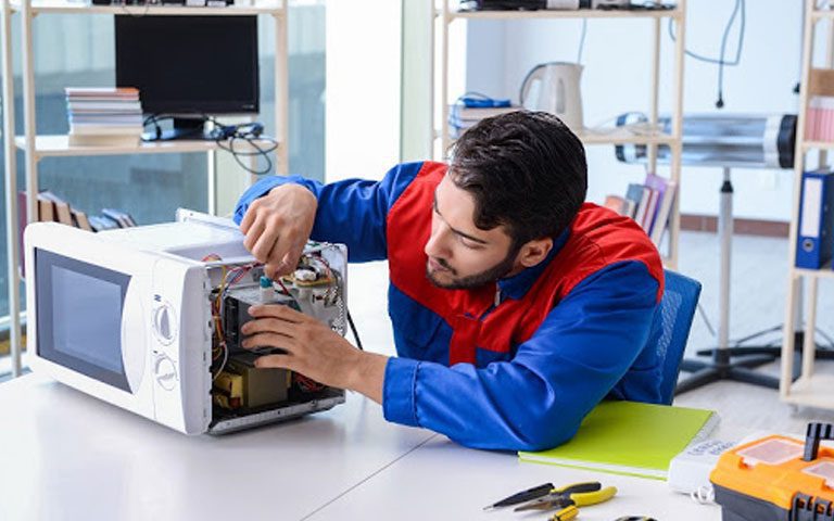 دلایل خاموش شدن ناگهانی مایکروفر