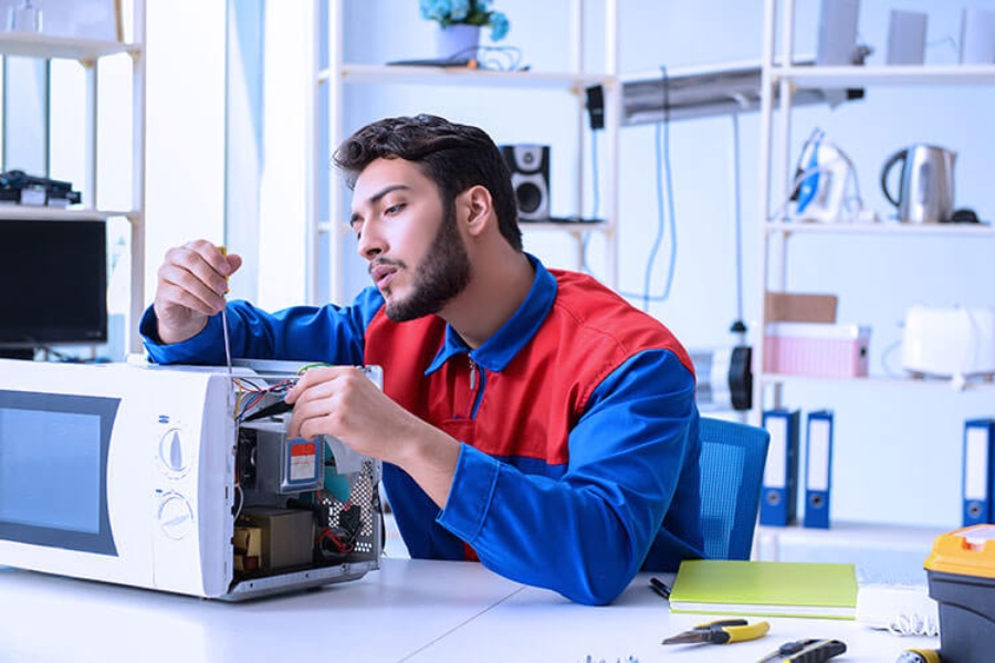 خدمات تعمیر ماکروفر در منزل